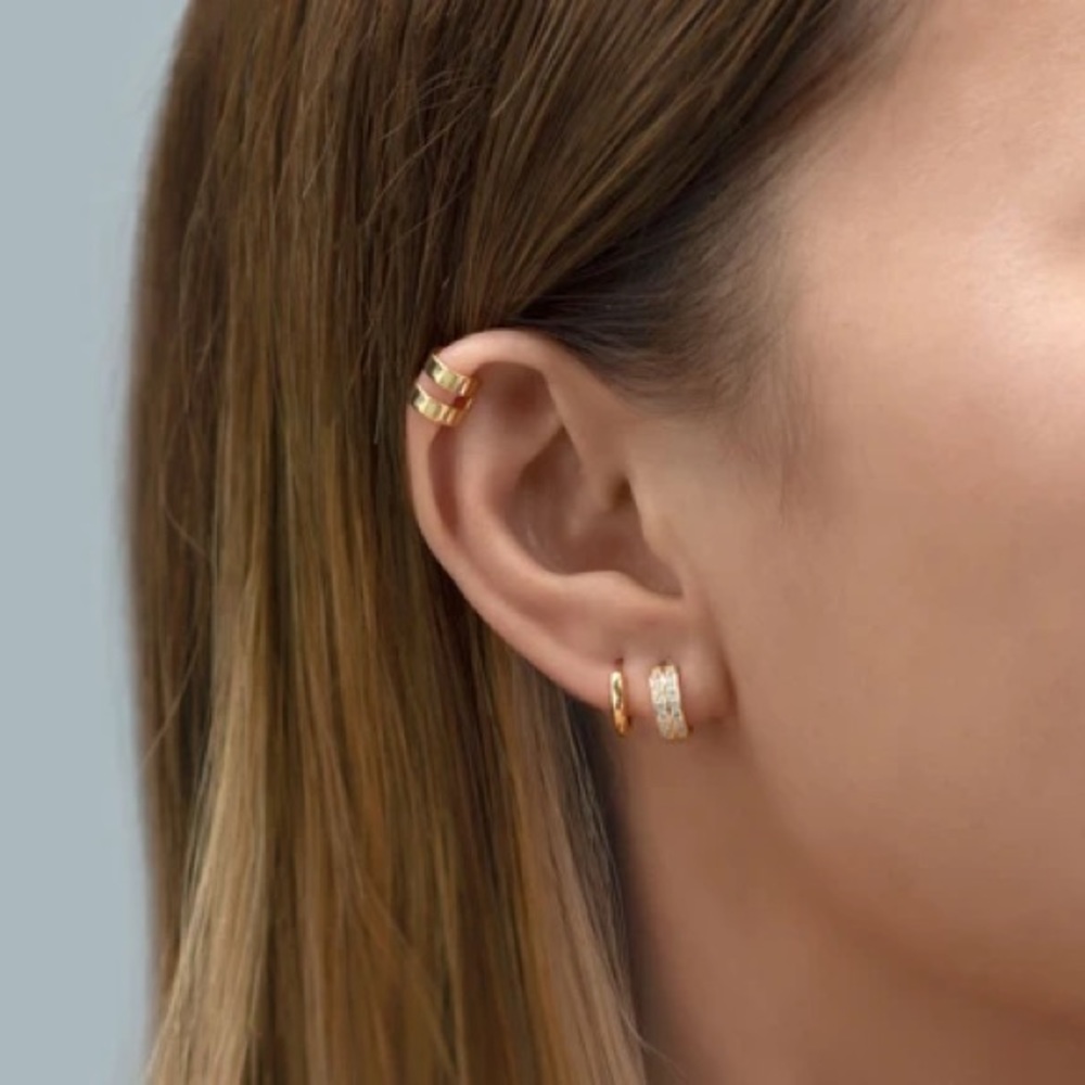 Last 1! Plain Gold Huggie Hoop Earrings - Picture 7 of 7